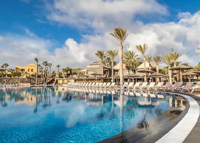 Oasis Sun & Soul, Pool And Wifi By Rentalfue